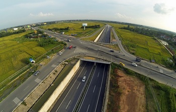 Tourists to Sapa increase thanks to new highway Tourists to Sapa increase thanks to new highway