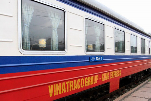 Friendly Express Train to Sapa Friendly Express Train to Sapa